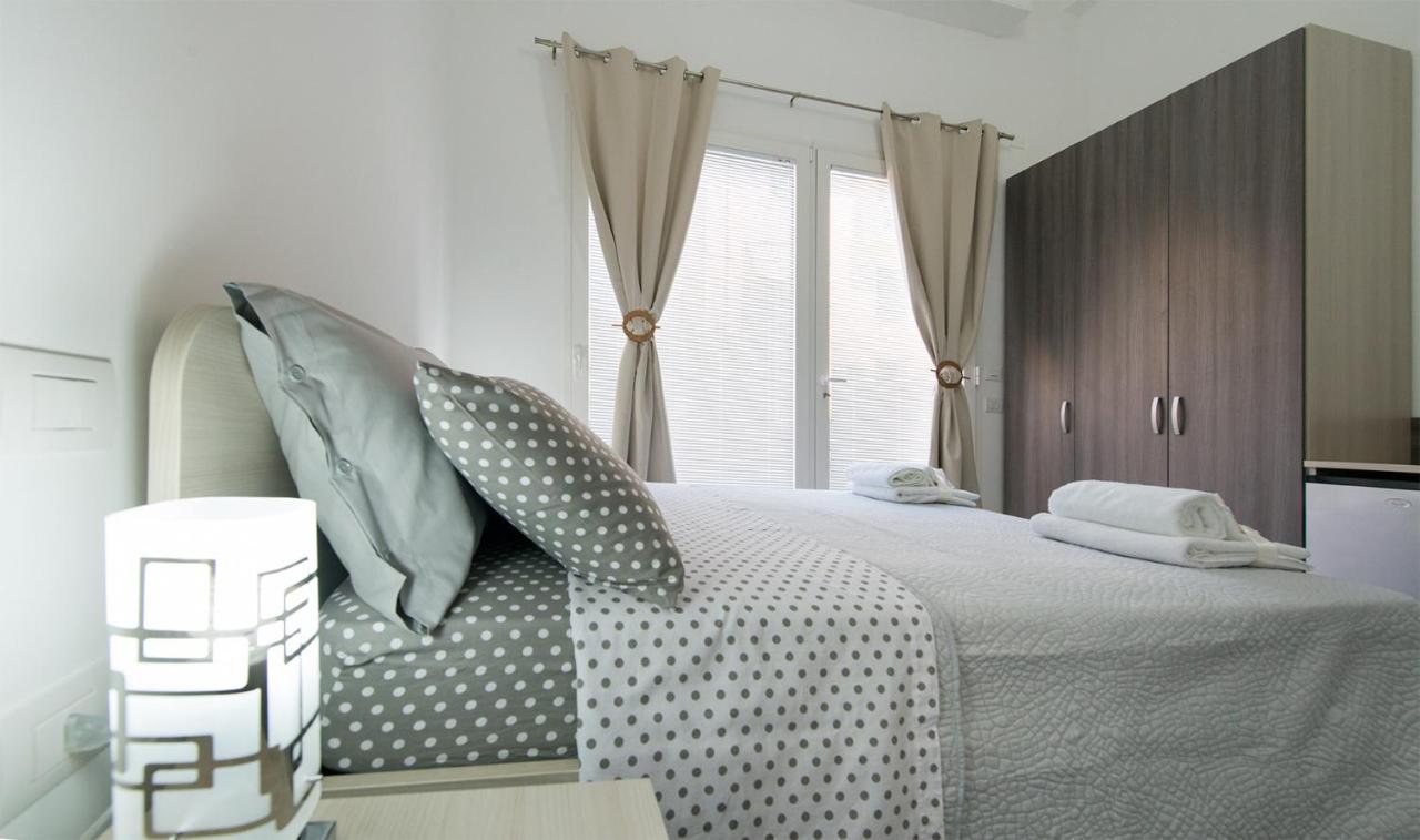Byron Rooms Специя Экстерьер фото
