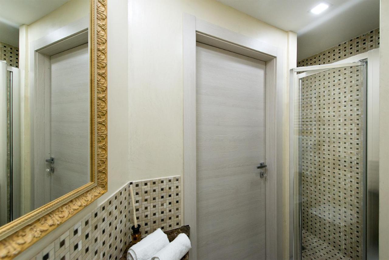 Byron Rooms Специя Экстерьер фото