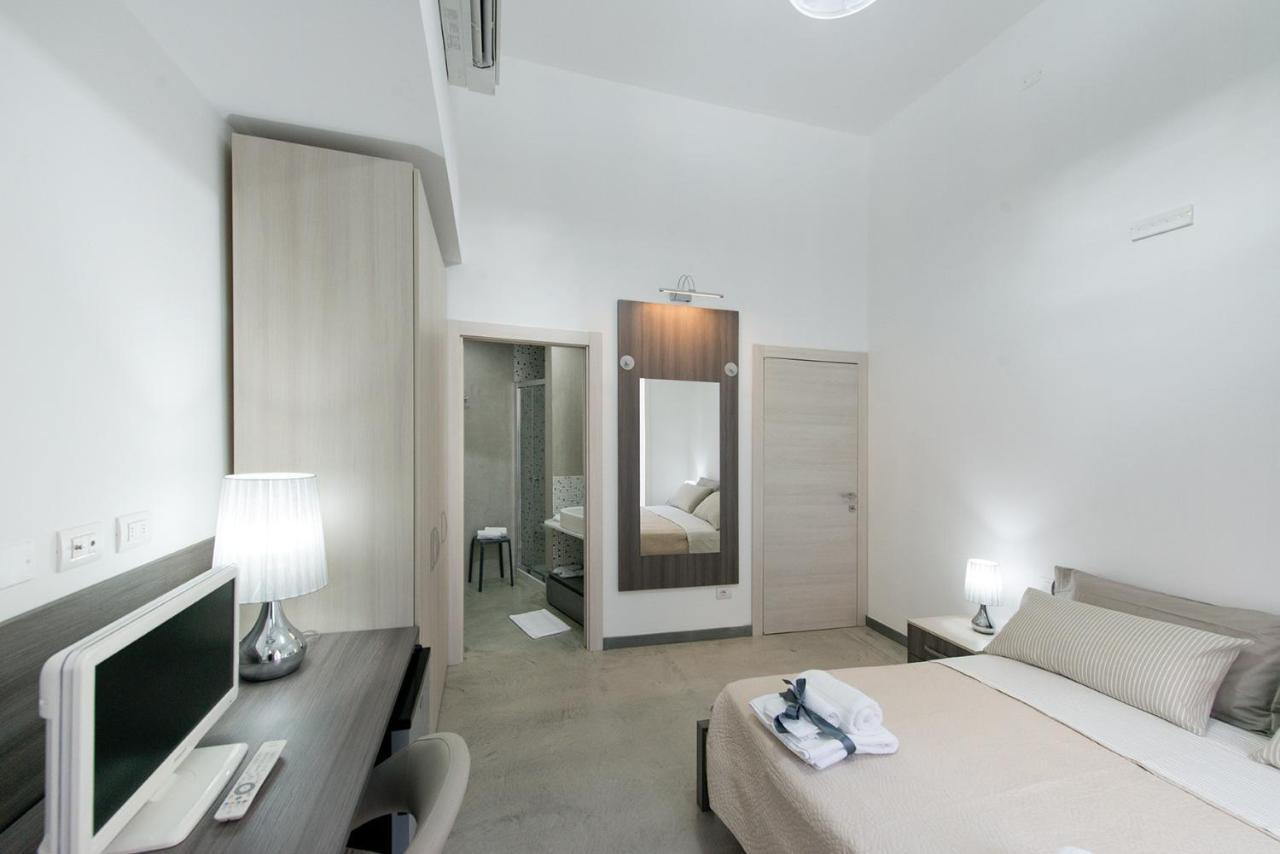Byron Rooms Специя Экстерьер фото